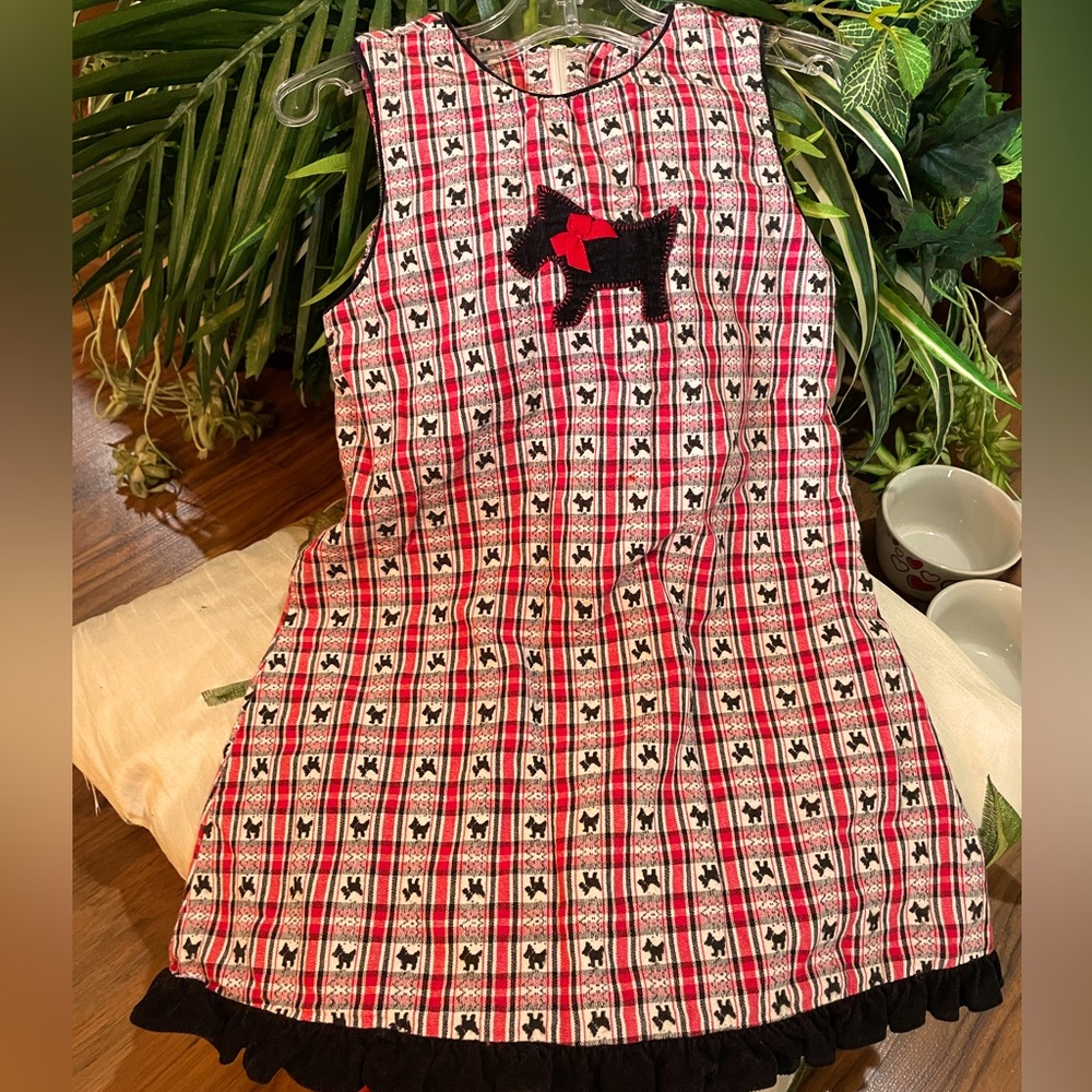 Catherine Rebecca Lil girls dress SZ 4 Sleeveless w Scotty emblem NWOT Adorable